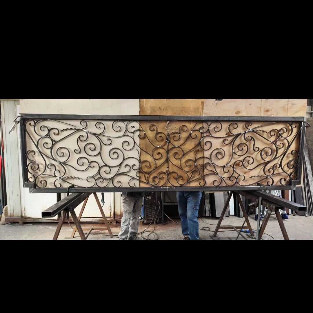sempre ferro battuto .... #carpenteria #madeinitaly #design #ferro